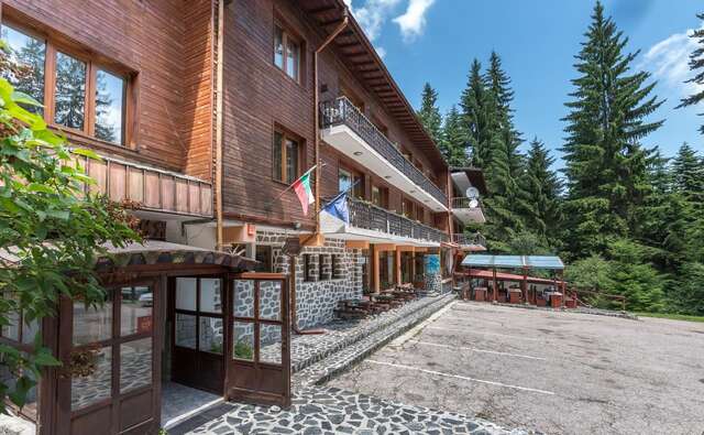 Отель Ski Hotel Katerina Банско-4